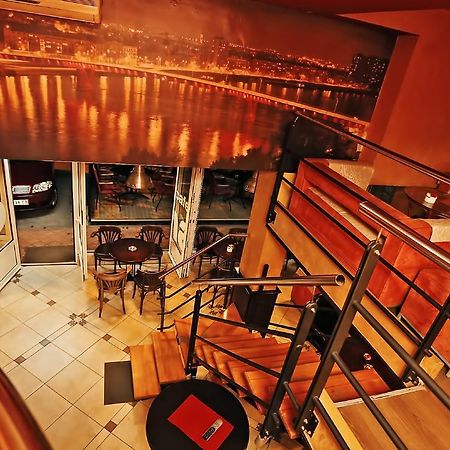 Apartmani Amaro Νόβι Σαντ Εξωτερικό φωτογραφία