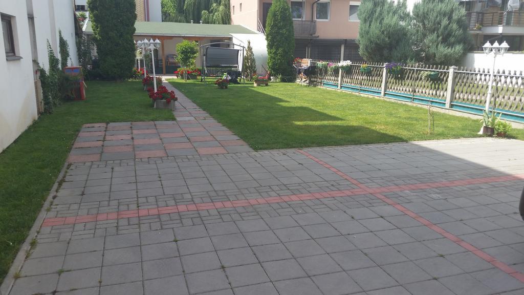 Apartmani Amaro Νόβι Σαντ Εξωτερικό φωτογραφία