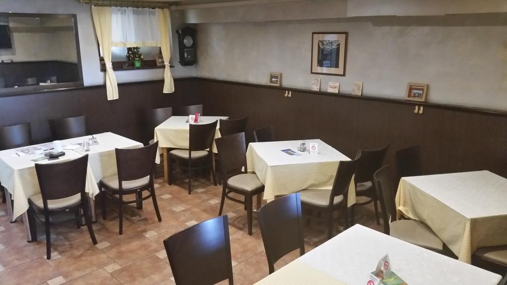 Apartmani Amaro Νόβι Σαντ Εξωτερικό φωτογραφία