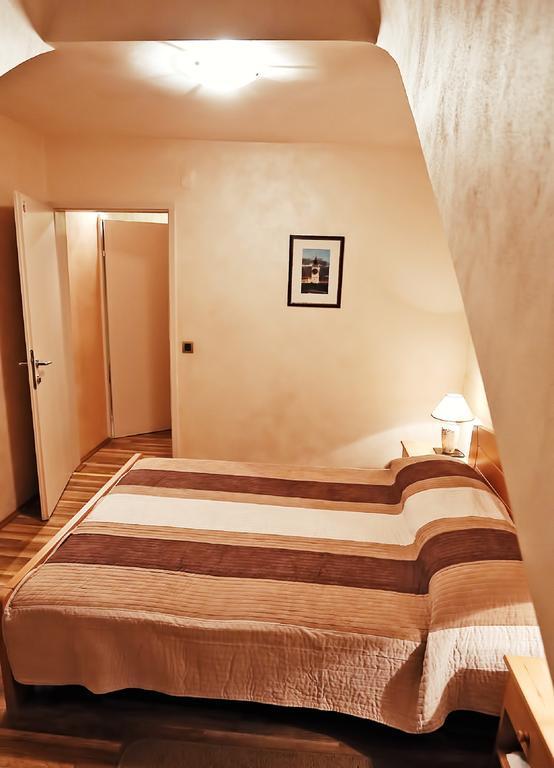 Apartmani Amaro Νόβι Σαντ Δωμάτιο φωτογραφία