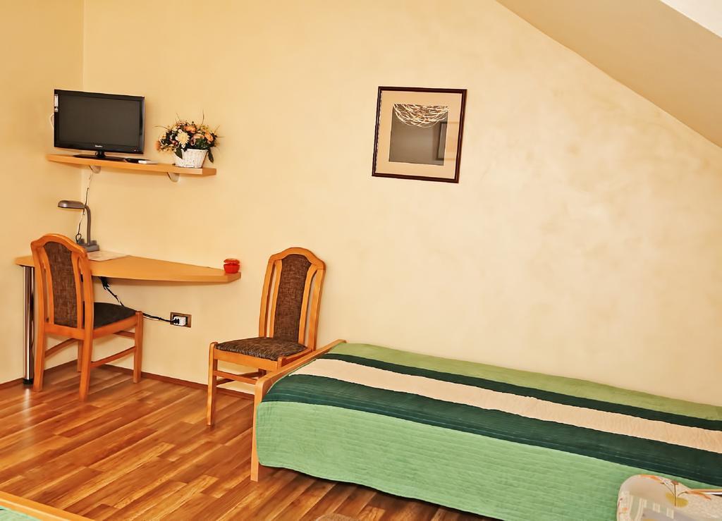 Apartmani Amaro Νόβι Σαντ Δωμάτιο φωτογραφία