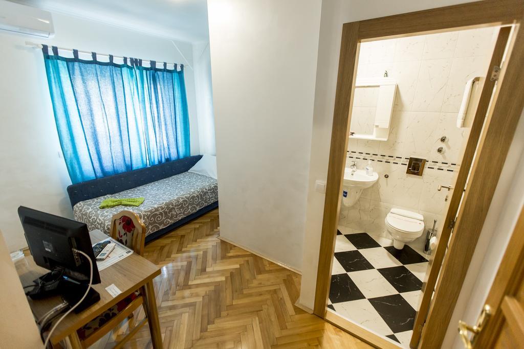 Apartmani Amaro Νόβι Σαντ Εξωτερικό φωτογραφία