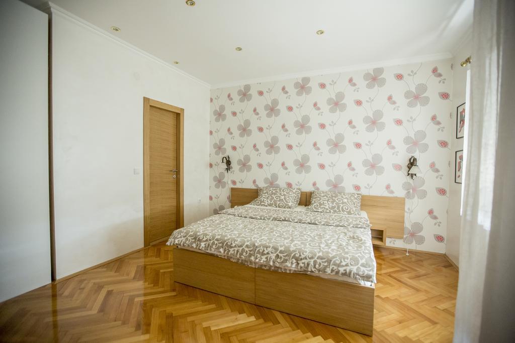 Apartmani Amaro Νόβι Σαντ Εξωτερικό φωτογραφία