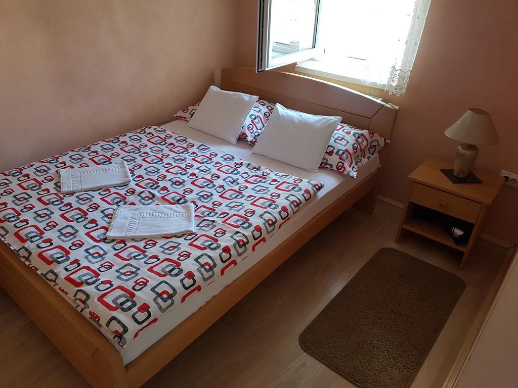 Apartmani Amaro Νόβι Σαντ Εξωτερικό φωτογραφία